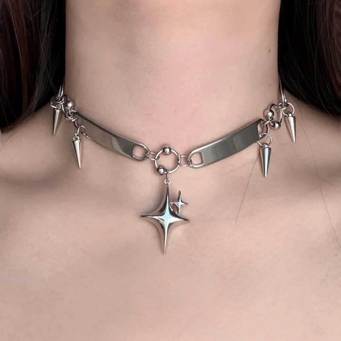 Women'S Accessories Rings - Collana girocollo punk con stelle rivettate,