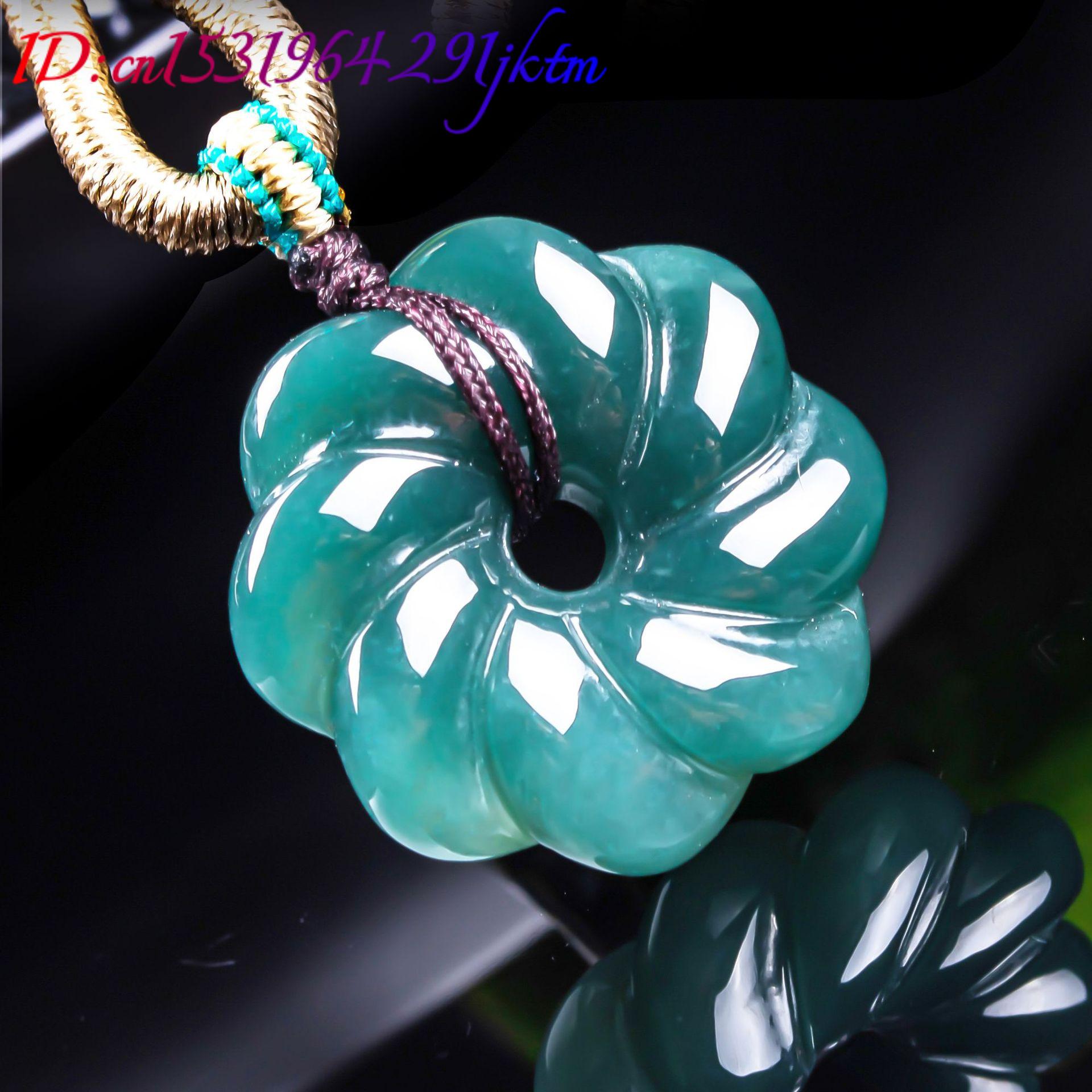 Collana con Pendente a Fiore i - Accessories Woman recensione e prezzo
